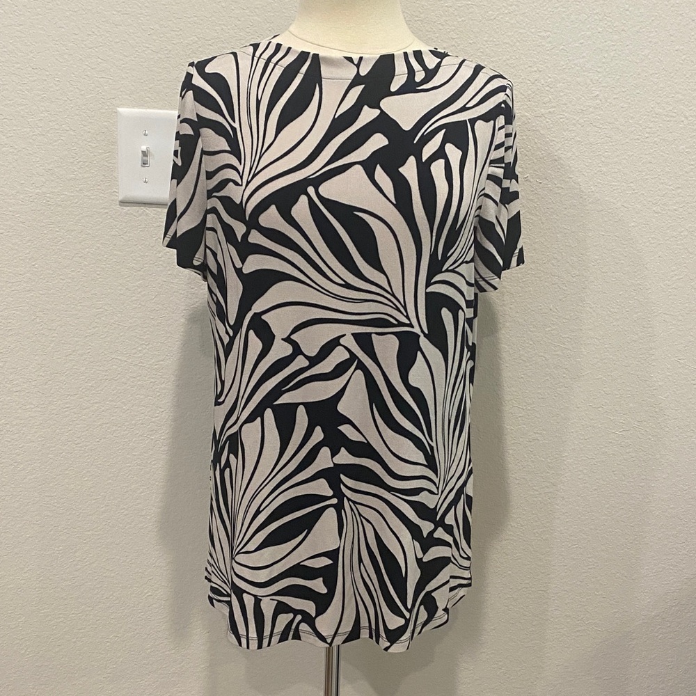 Chico's Black & Cream Abstract Print Short Sleeve Tee Sz Large